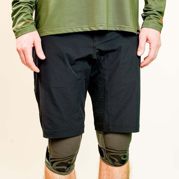 Шорти MTB Handup Trail Rambler Short - Cool Black S (30) TRAISHORT435230 фото Шорти MTB Handup Trail Rambler Short - Cool Black S (30) TRAISHORT435230 фото